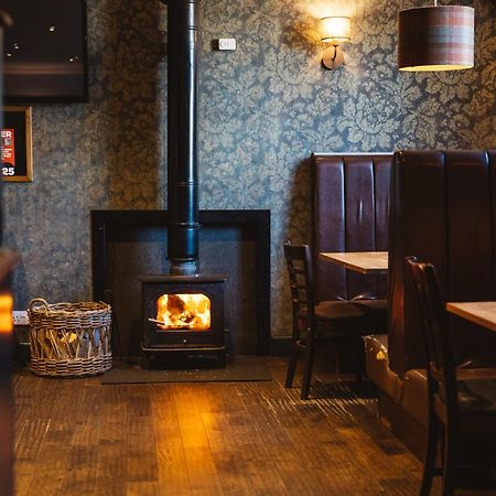 The Portree Hotel Екстериор снимка