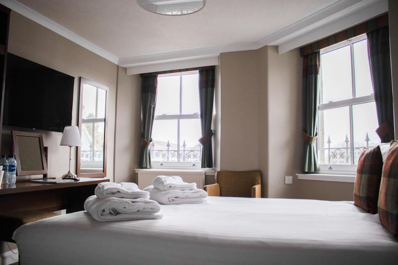 The Portree Hotel Екстериор снимка