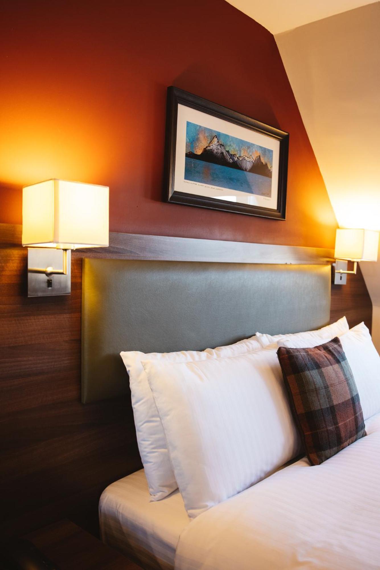 The Portree Hotel Екстериор снимка