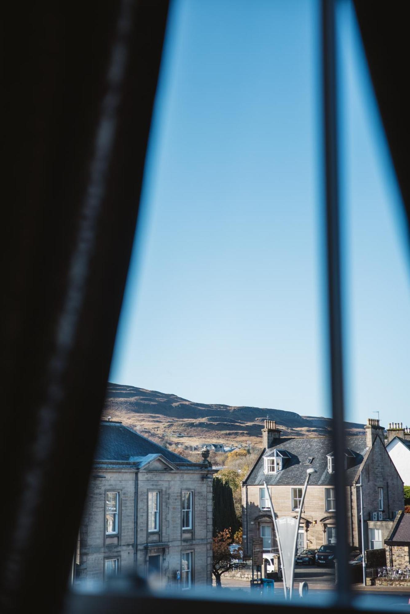 The Portree Hotel Екстериор снимка