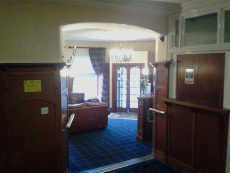 The Portree Hotel Екстериор снимка